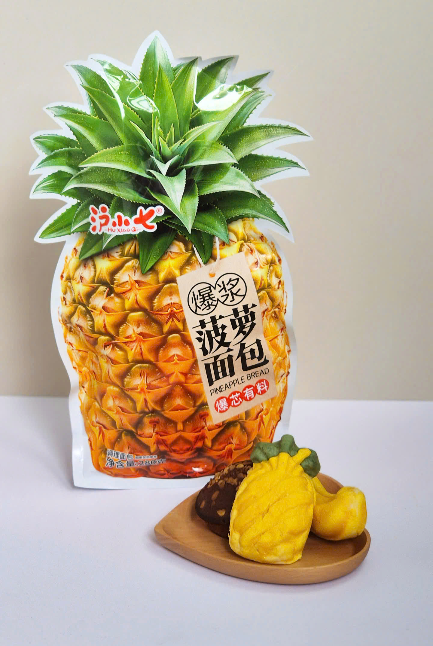 Bánh Trái Dứa Pineapple Bread Bịch 280g Hu Xiao Qi